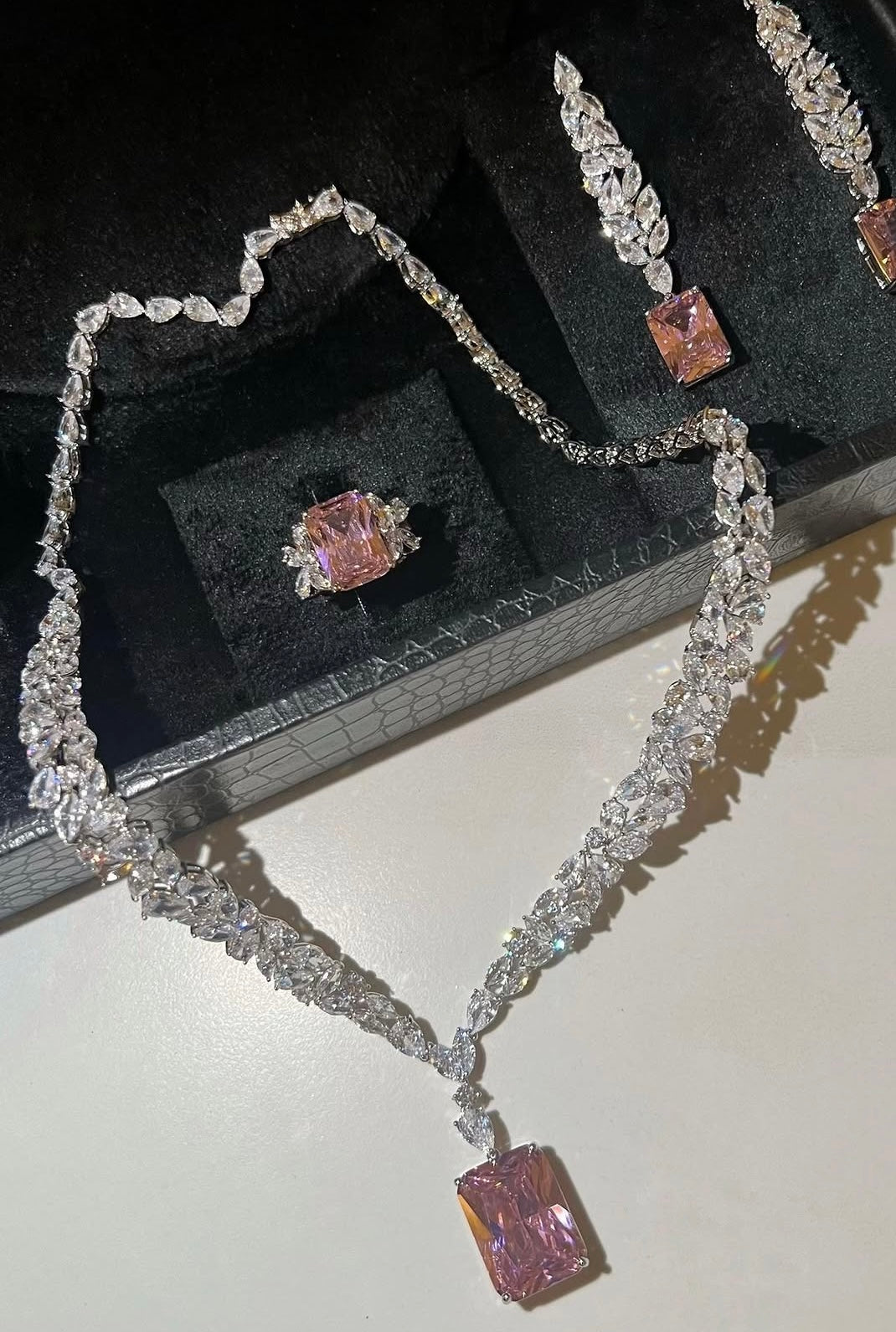 Royal Aura